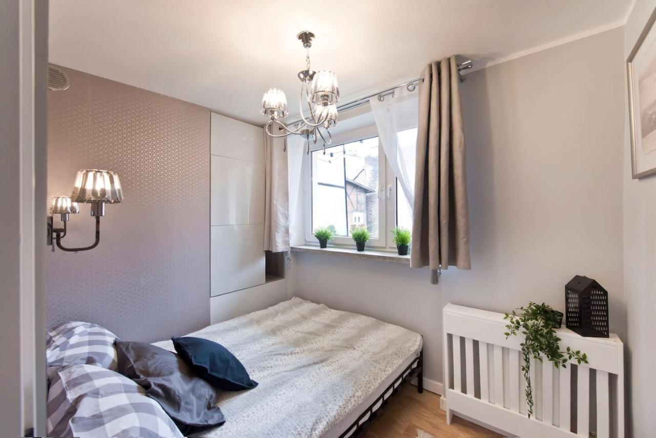 Stay Hip In Vibrant Centrally Located Apartment In Old Town Гданьск Экстерьер фото
