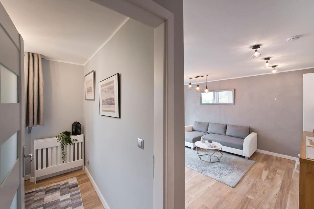 Stay Hip In Vibrant Centrally Located Apartment In Old Town Гданьск Экстерьер фото