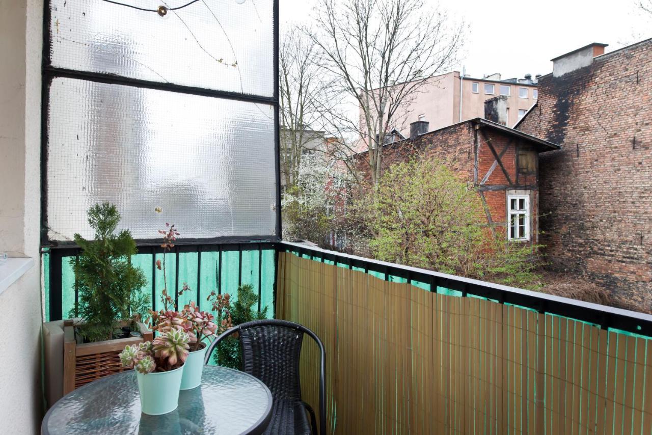 Stay Hip In Vibrant Centrally Located Apartment In Old Town Гданьск Экстерьер фото