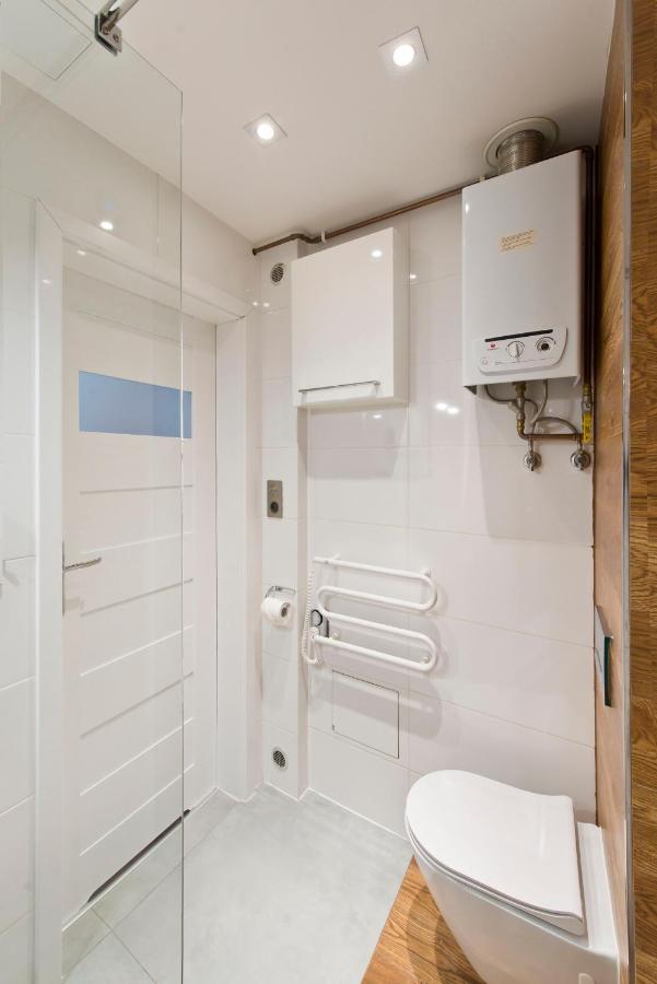 Stay Hip In Vibrant Centrally Located Apartment In Old Town Гданьск Экстерьер фото